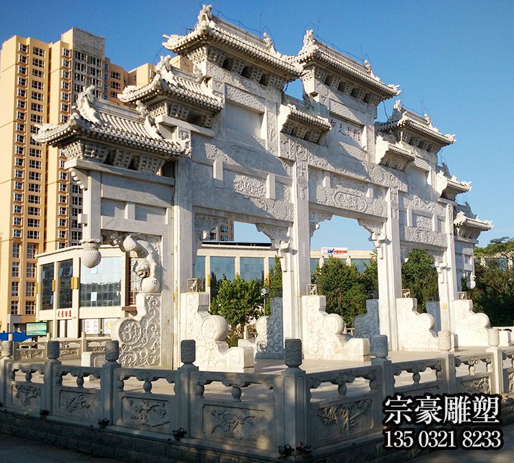 三間四柱芝麻白花崗巖石雕牌樓 三間四柱芝麻白花崗巖石雕牌樓